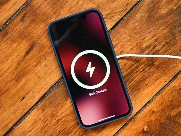 黄流镇苹果手机维修分享iPhone 12可以随便充电吗 